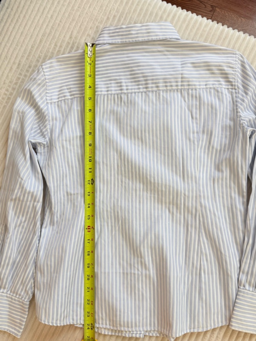 Like New Carolina Herrera Tailored Blue & White Striped Button-Down Shirt - Picture 9 of 10